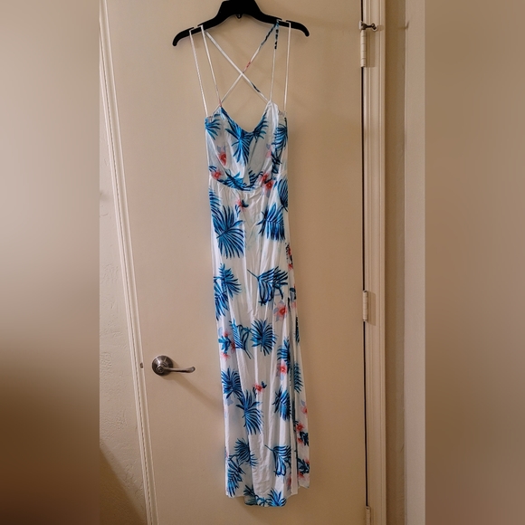 Tropical Print Maxi Dress - Picture 4 of 4